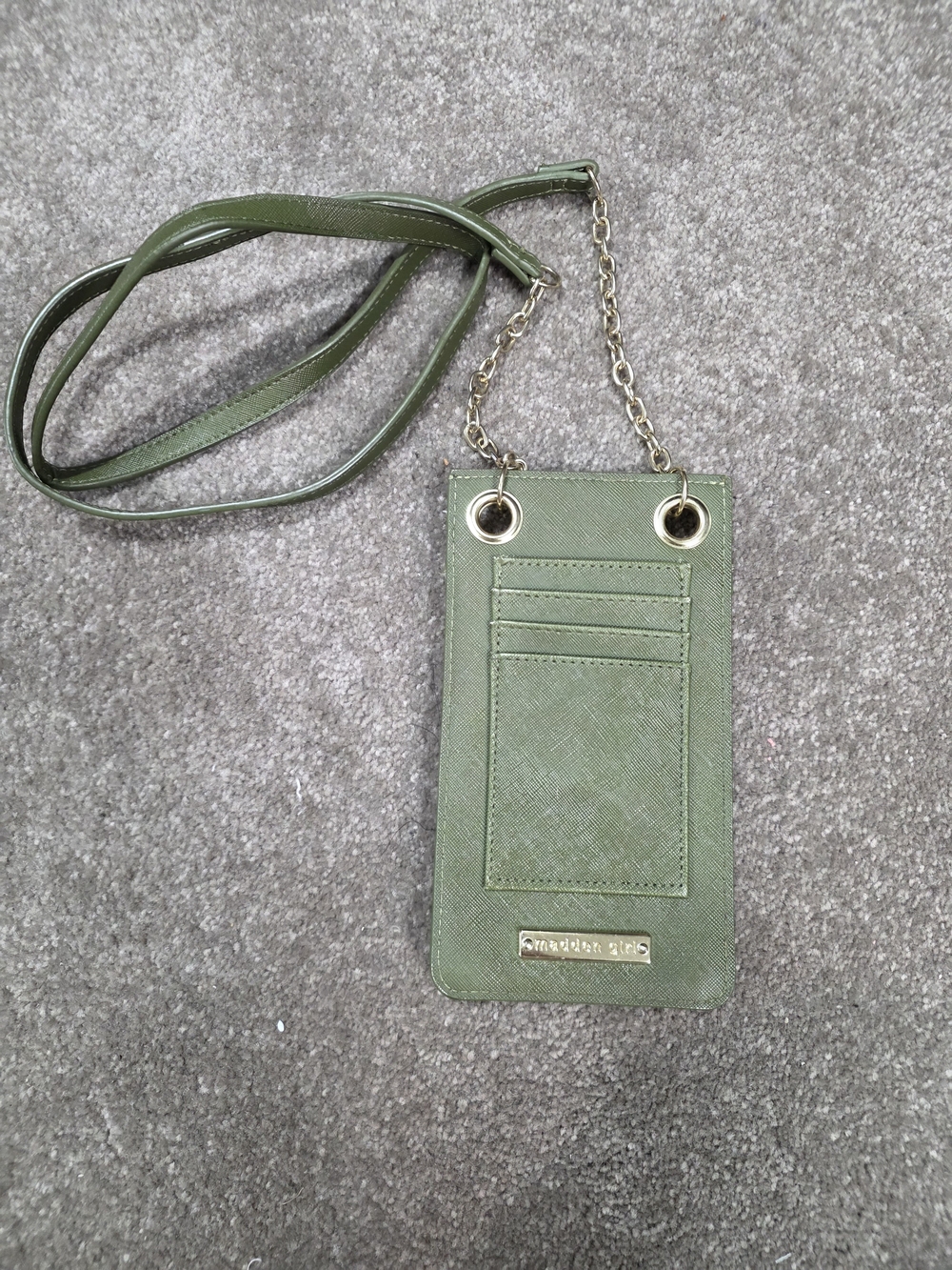 Madden Girl Olive Green Crossbody Card Holder with Chain Strap